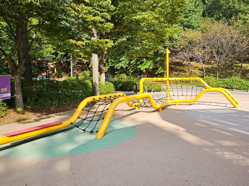 옐로우스퀘어 조합놀이대 image 3