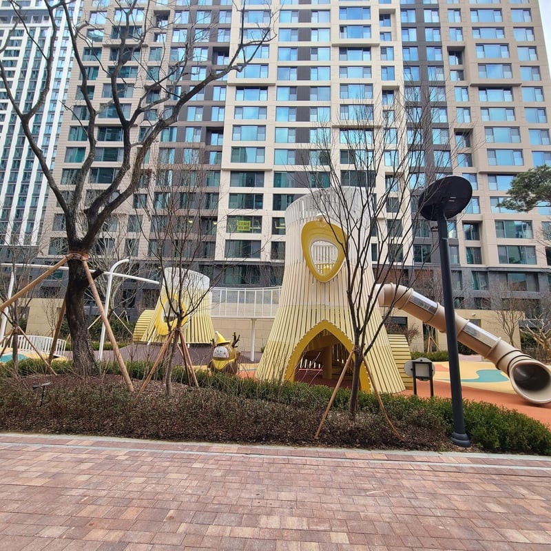 Busan Eco Delta City Hanyang Sujain