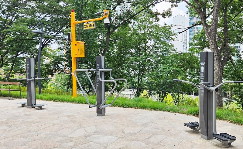 남녀노소 함께하는 운동공간 image 3